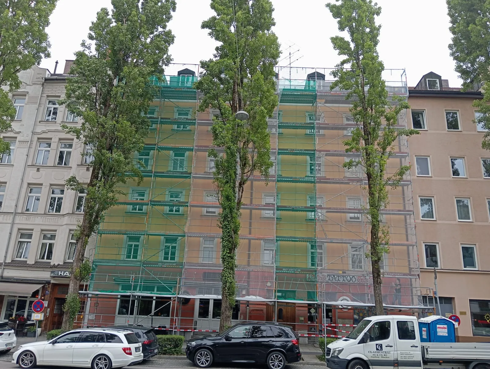 Großflächiges Gerüstprojekt von CL Gerüstbau